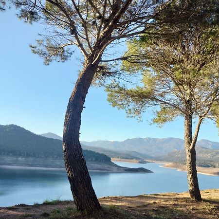 Douce Pause Ξενοδοχείο Darnius Εξωτερικό φωτογραφία